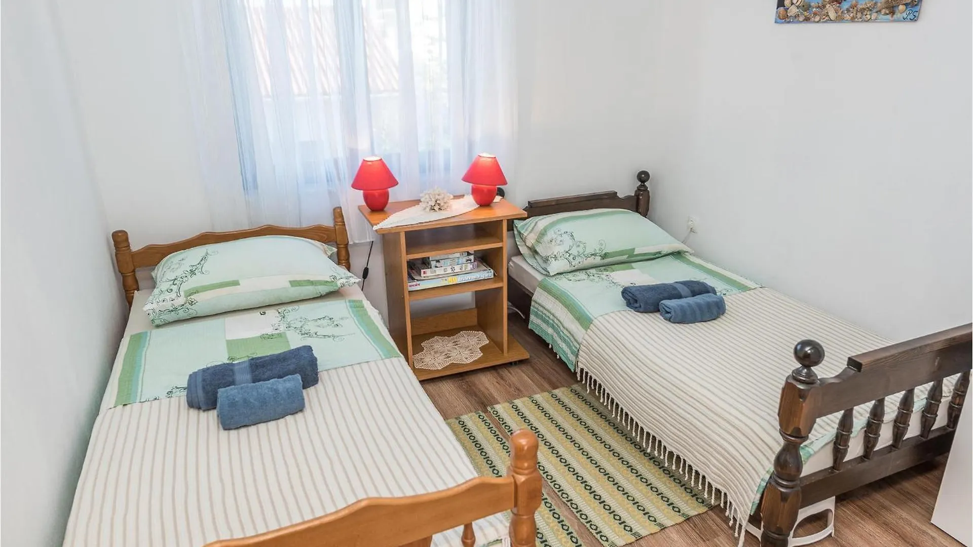 2 Bedroom Gorgeous Apartment In ויר קרואטיה